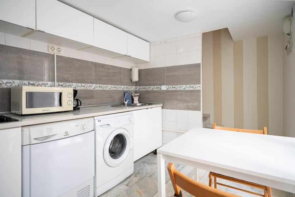 Arriaga Alto- Coqueto Duplex. Parking Gratuito Apartment Madrid Exterior photo